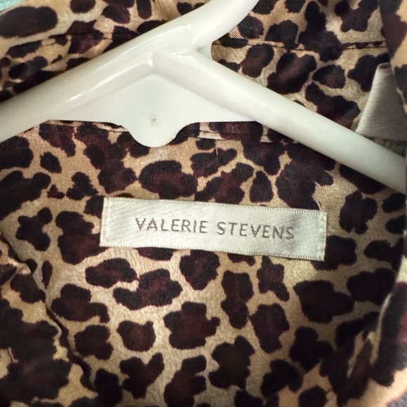 Leopard Print Women’s Long Shirt - Picture 4 of 4